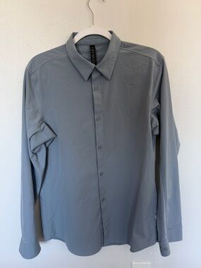 Lululemon Athletica Blue Long Sleeve Shirt